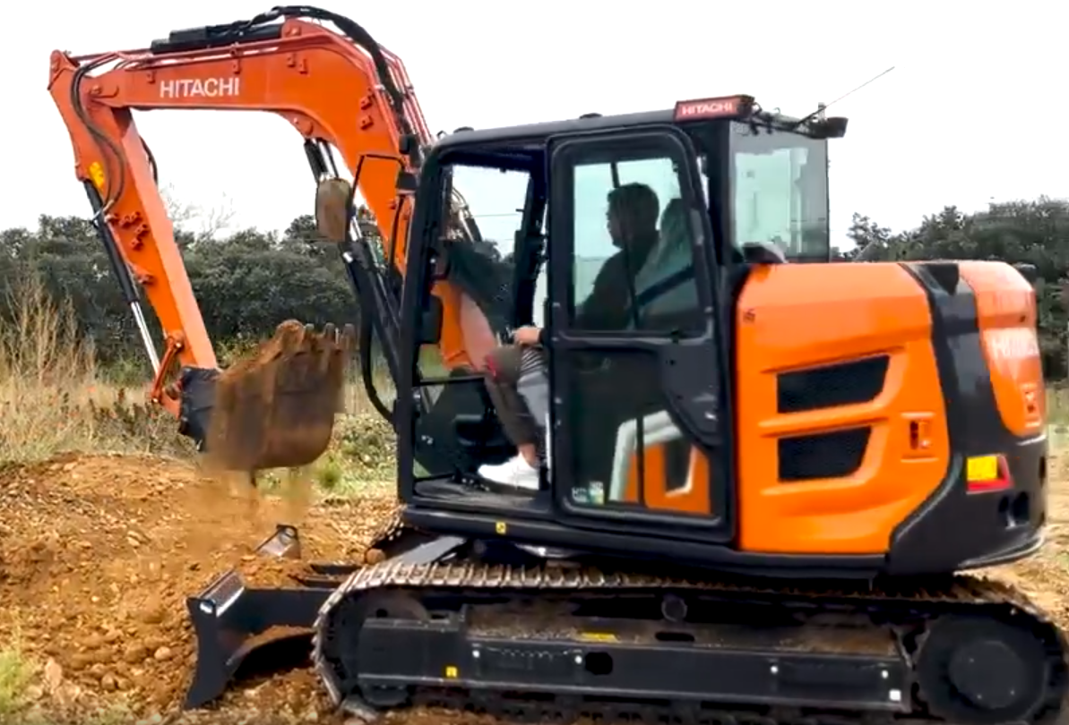 レウス Hitachi ZX95USB-7 Fiches techniques & données techniques (2023